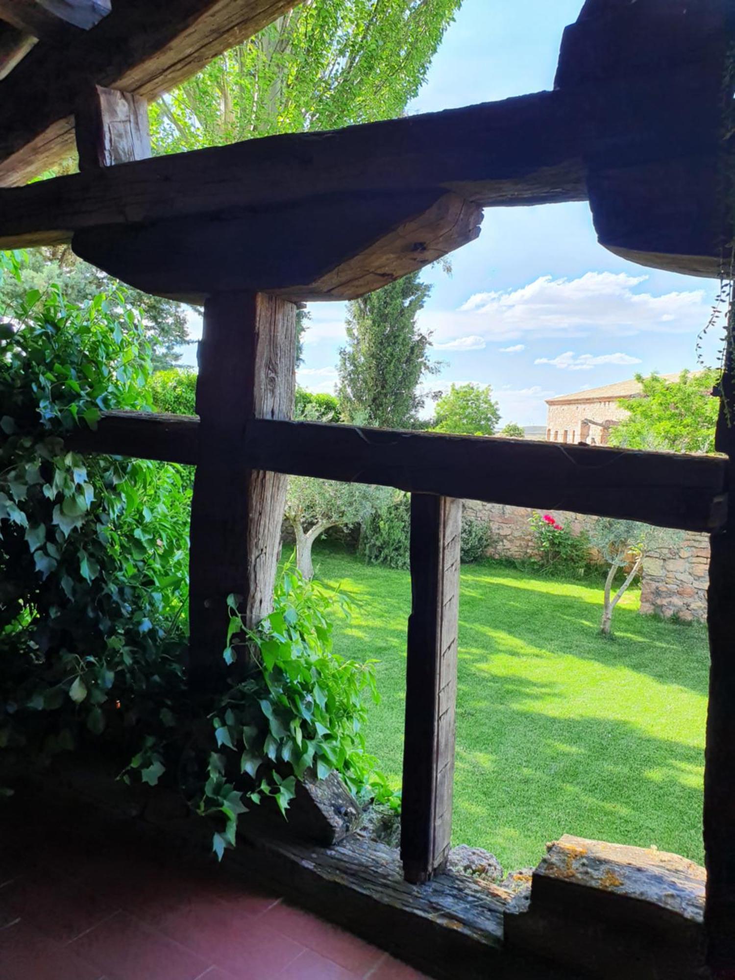 Casa Palaciega El Cuartel Medinaceli Ruang foto